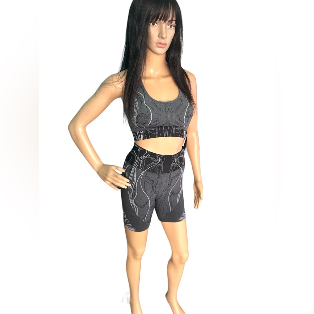 🖤 Women's Shorts Set With Matching Sport Bra 🖤